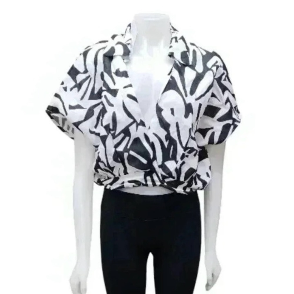 Le Raganne NWT 100% Linen S/S Black and White Top Size  Large